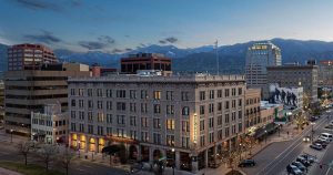 Космическите отпадъци забавят връщането на астронавтите от Shenzhou XX