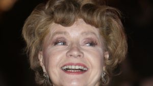 Прунела Скейлс, Сибила от „Fawlty Towers“, умира мирно у дома на 93 години