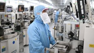 Китайски държавни фирми стартират платформа за тестване на автомобилни чипове в Шенжен на фона на спора за Nexperia