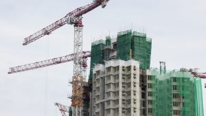 Първият разработчик се оттегля от схемата за споделяне на земя в Хонконг на фона на бавната икономика