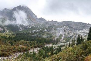 Great Glacier Trail in Glacier National Park, BC